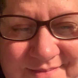 Meet your Posher, Lynda